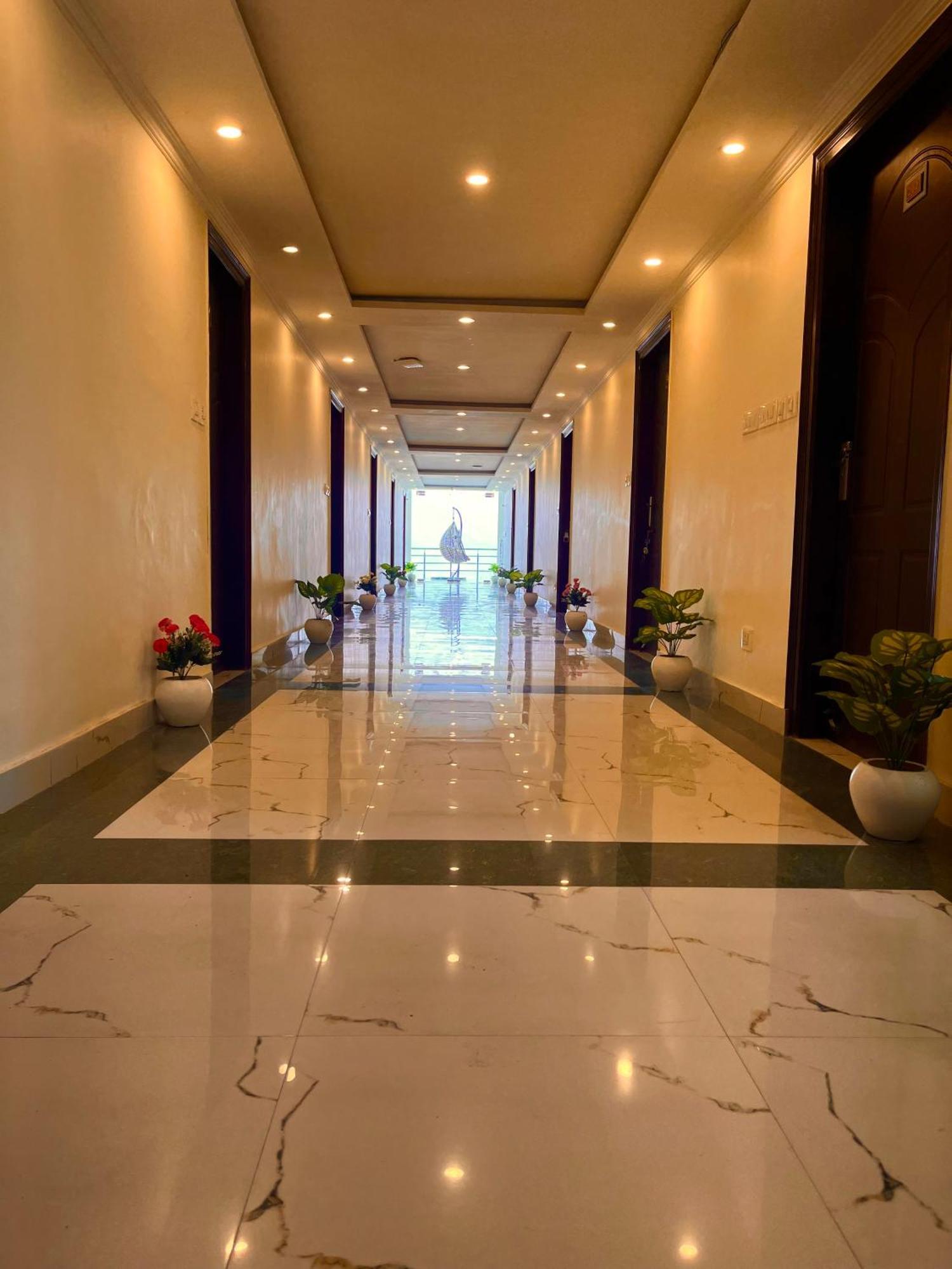 Sitara Hotel & Resort In The Lap Of Nature, מוסורי מראה חיצוני תמונה
