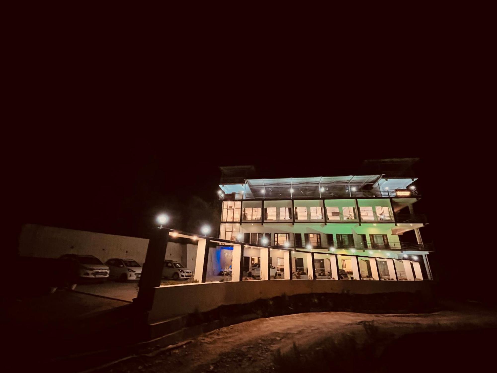Sitara Hotel & Resort In The Lap Of Nature, מוסורי מראה חיצוני תמונה