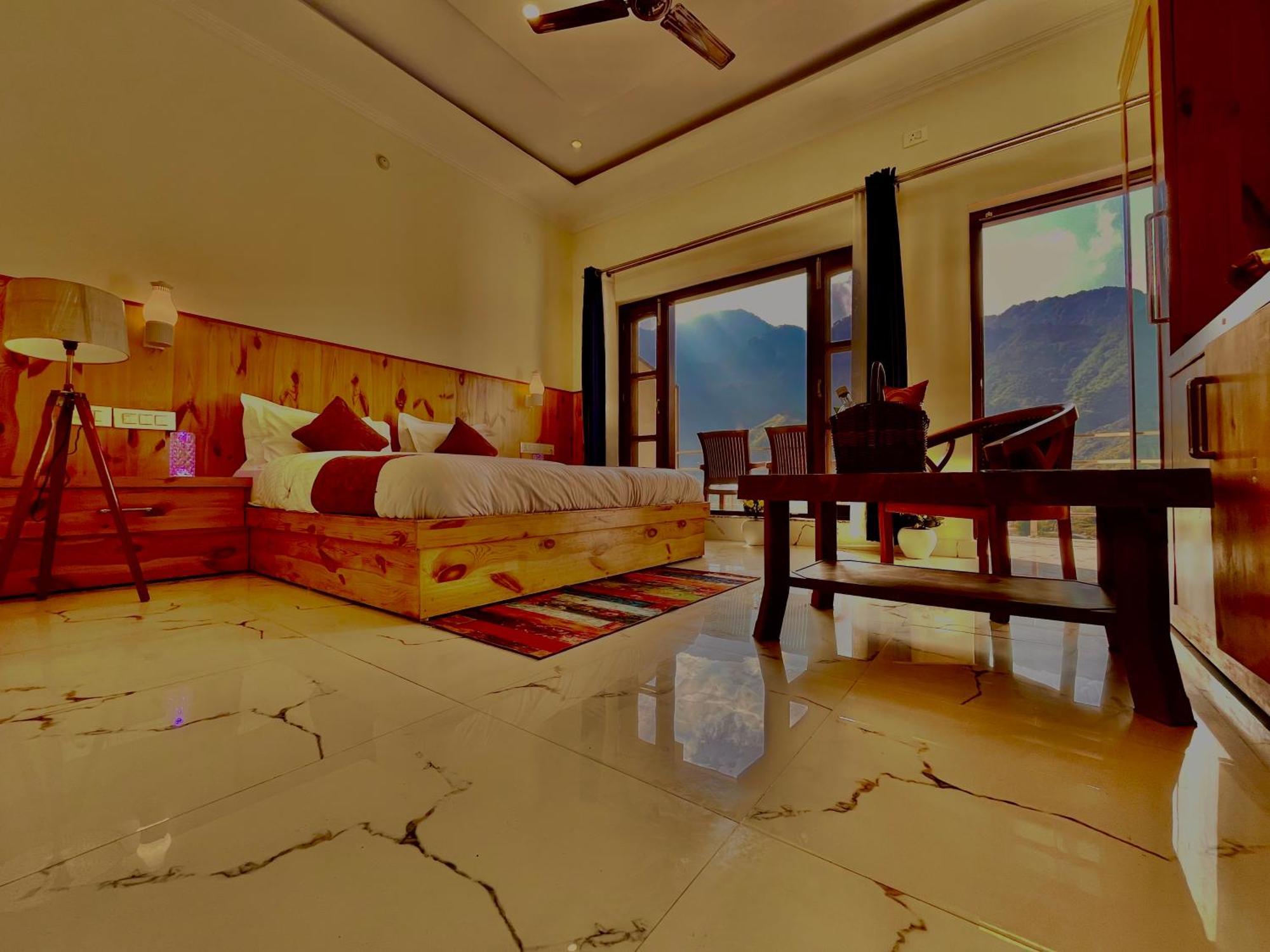 Sitara Hotel & Resort In The Lap Of Nature, מוסורי מראה חיצוני תמונה